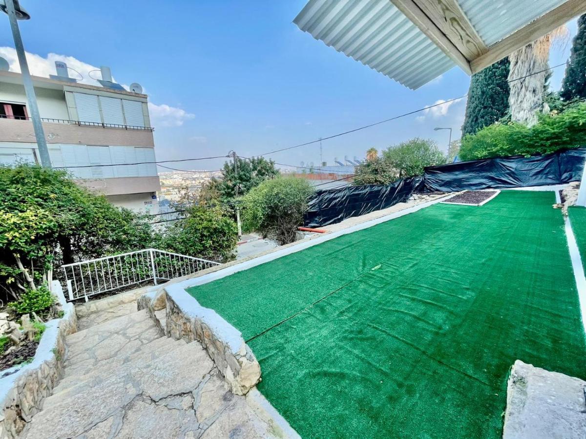 יחידות אירוח נוף המפרץ Apartment Haifa Exterior foto